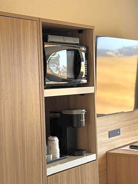 Shenandoah Inn, MAJOR CREDIT CARDS REQUIRED for check in