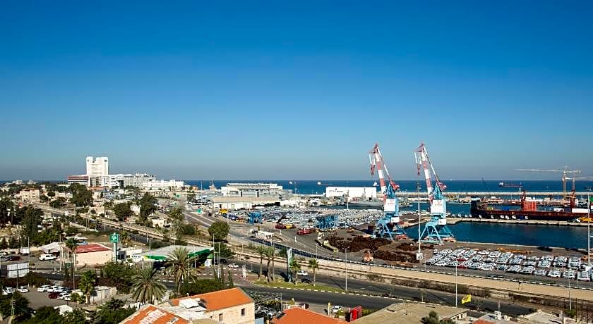 Golden Crown Haifa Hotel
