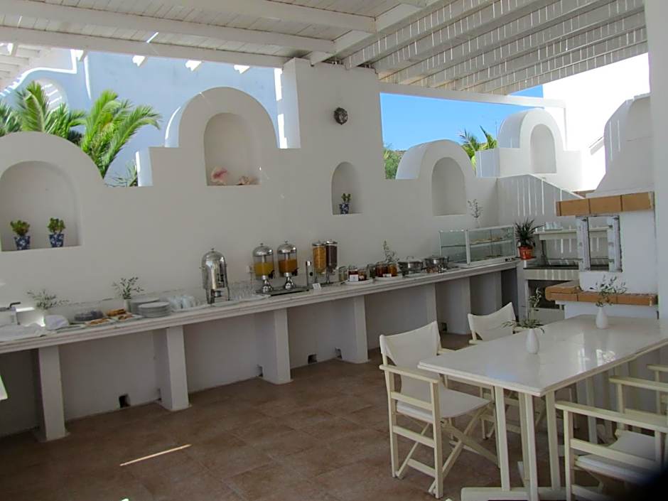 Porto Scoutari Romantic Hotel