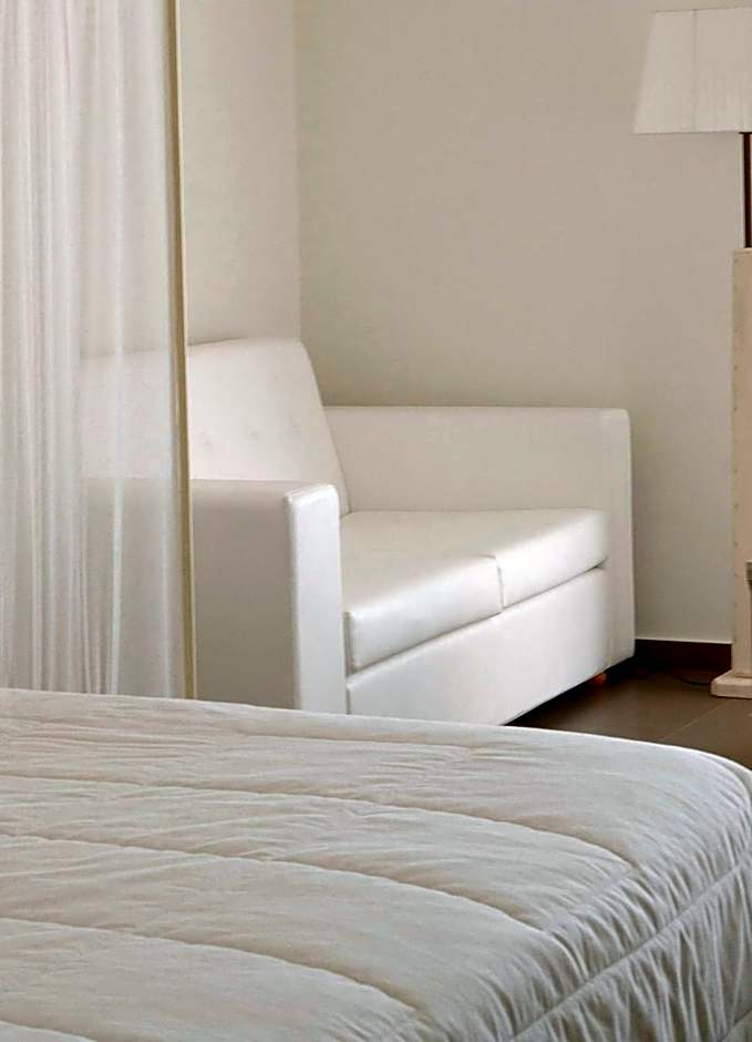 Angela Suites Boutique Hotel