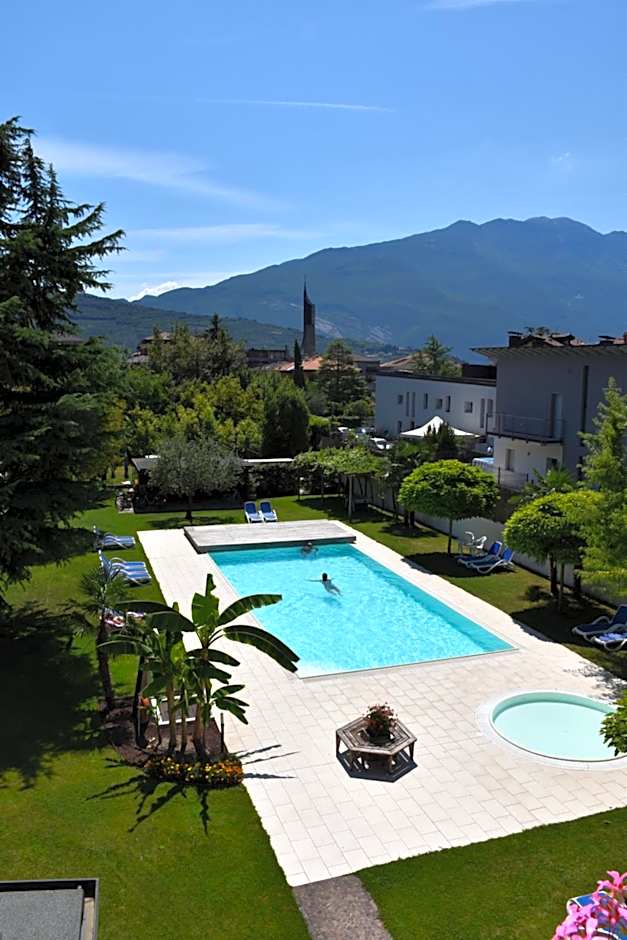 Villa Dina