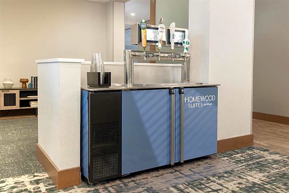 Homewood Suites by Hilton Wauwatosa Milwaukee
