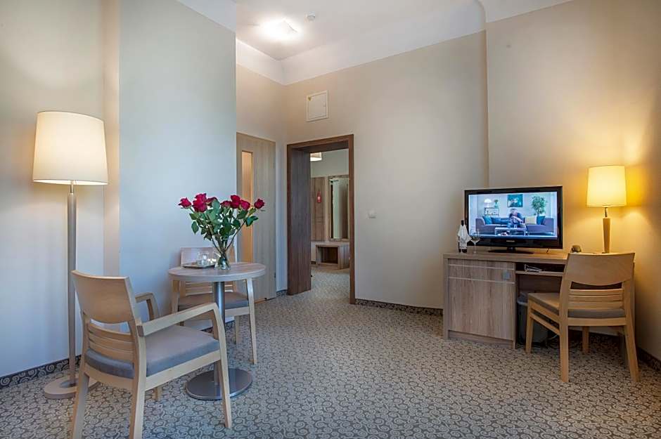 Hotel Cesarskie Ogrody