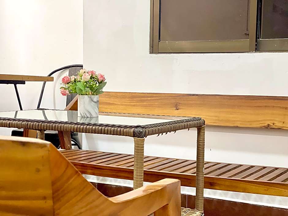 RS III Location Hostel