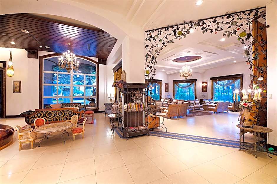 Shangrila Boutique Hotel