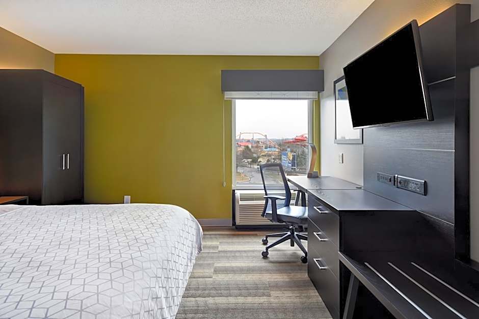 Holiday Inn Express & Suites Allentown-Dorney Park Area By IHG