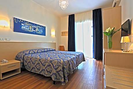 Superior Triple Room with Balcony