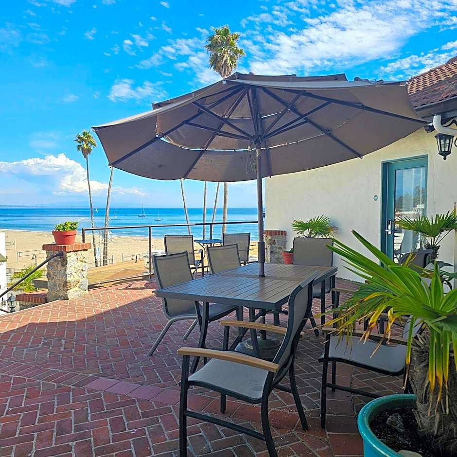 Casablanca Inn on The Beach