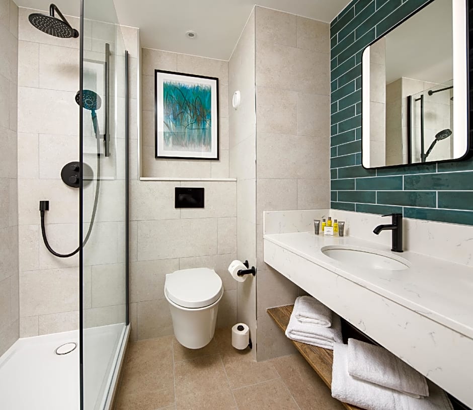 M40 J15 Warwick Hotel