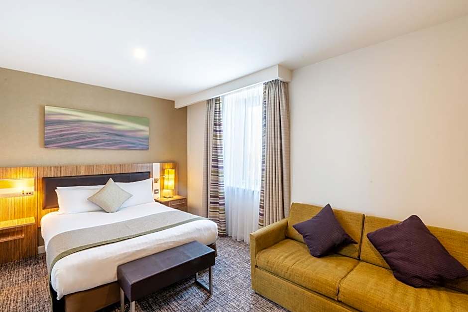 Holiday Inn Stevenage By IHG