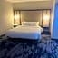 Fairfield Inn and Suites by Marriott Springfield Enfield