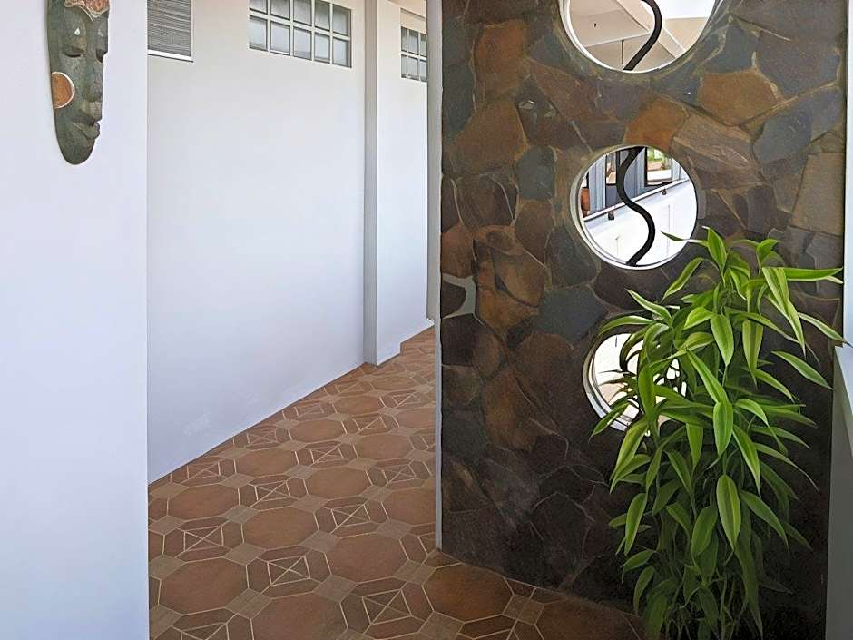 Antonios Pension House