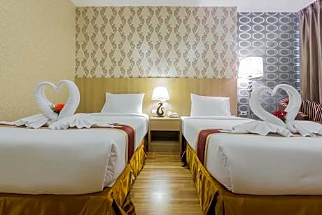 Deluxe Double or Twin Room