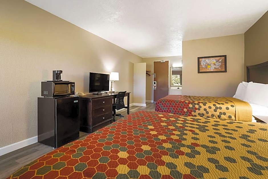 Econo Lodge - Perry National Fair Ground Area