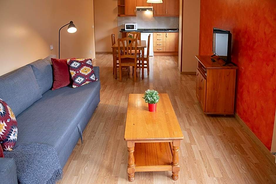 Vista Arinsal Apartments