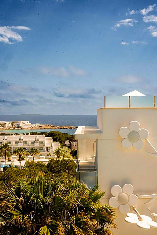 Five Flowers Hotel Formentera, member of Melia Collection