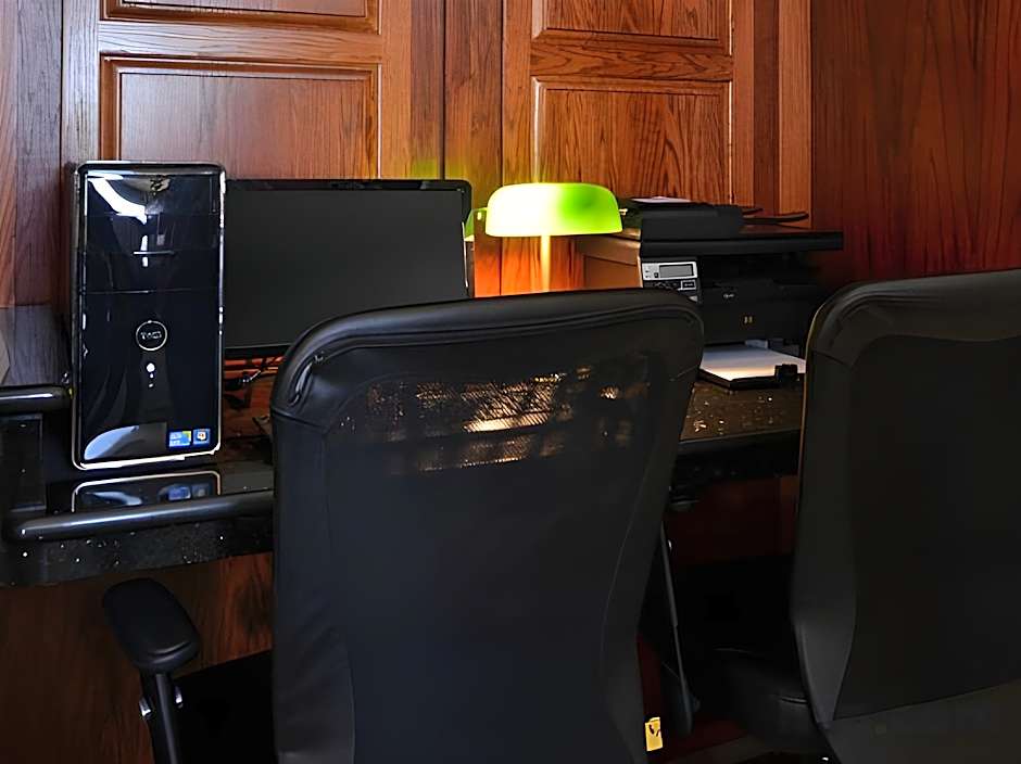 Holiday Inn Express Hotel & Suites Harrison By IHG