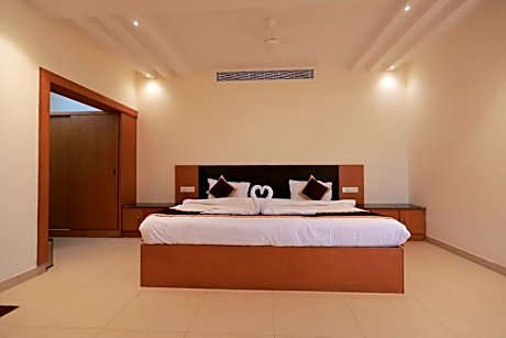 Super Deluxe Room with Balcony