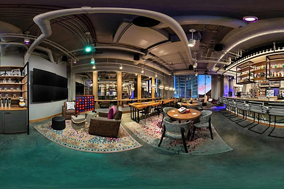 Moxy Boston Downtown