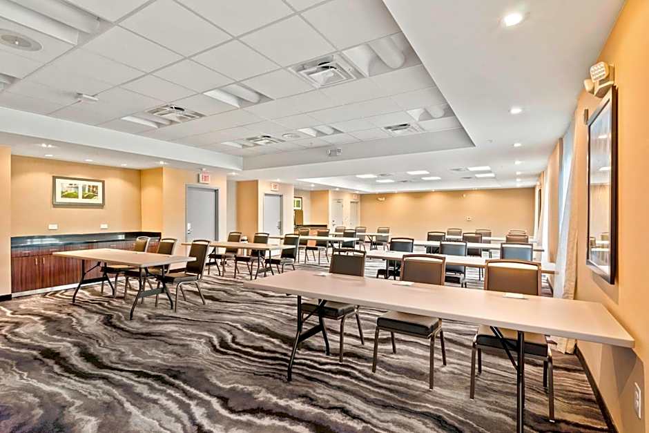 Fairfield Inn & Suites by Marriott St Petersburg North