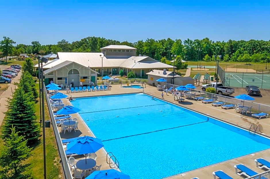 Holiday Inn Club Vacations Fox River Resort at Sheridan