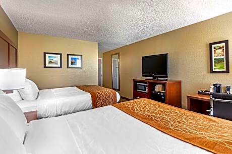 Queen Room with Two Queen Beds - Non-Smoking