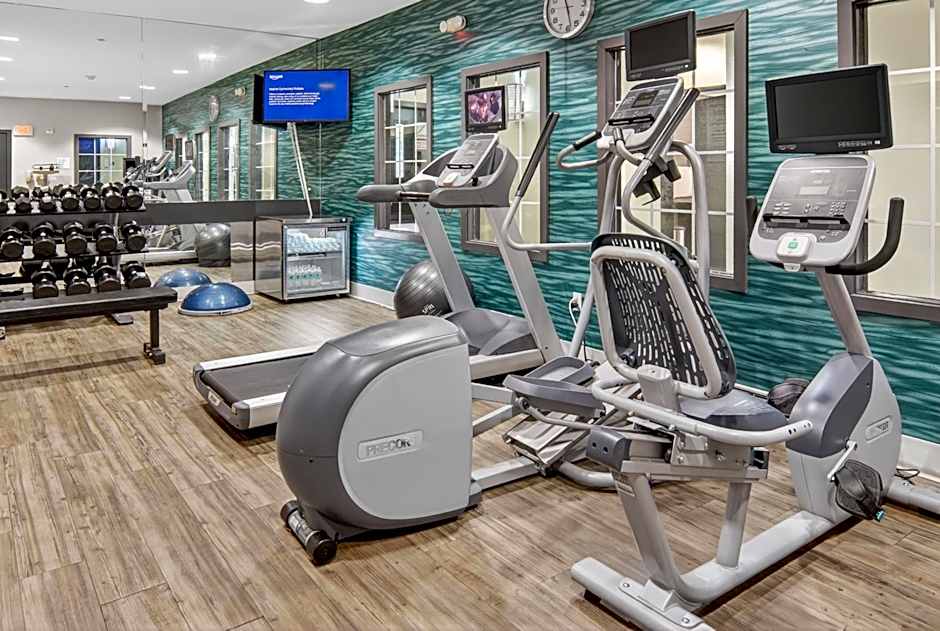 Holiday Inn and Suites Dallas-Addison By IHG