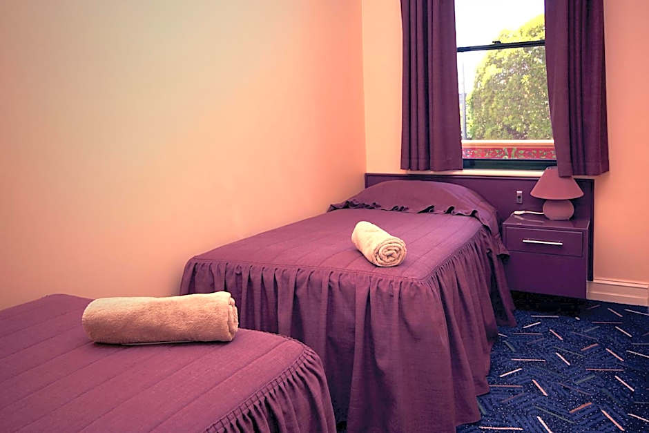 Mitchell River Tavern