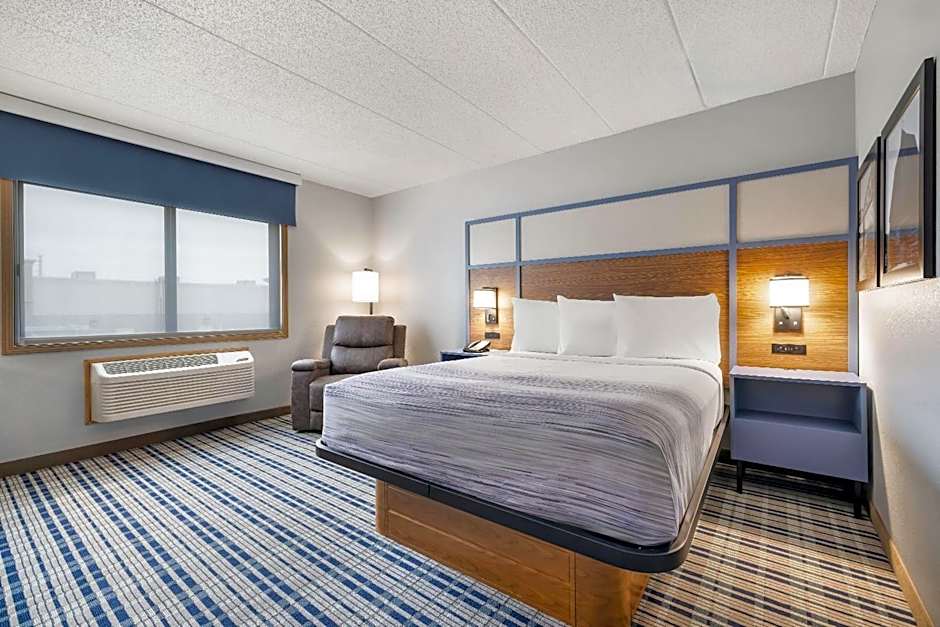 AmericInn by Wyndham Bismarck