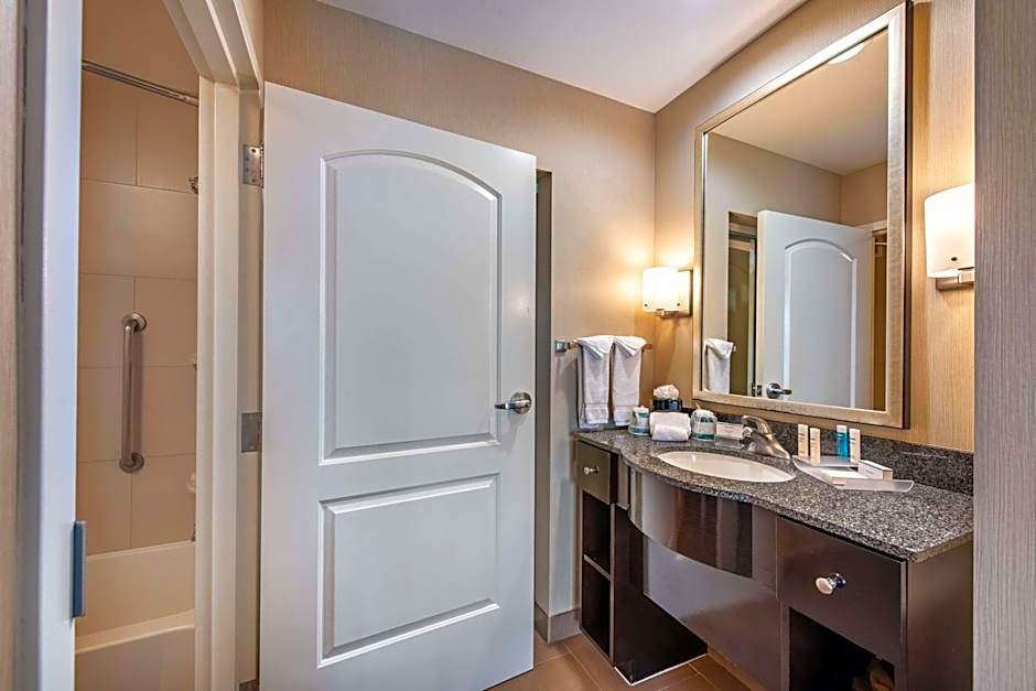 Homewood Suites By Hilton Oxnard/Camarillo