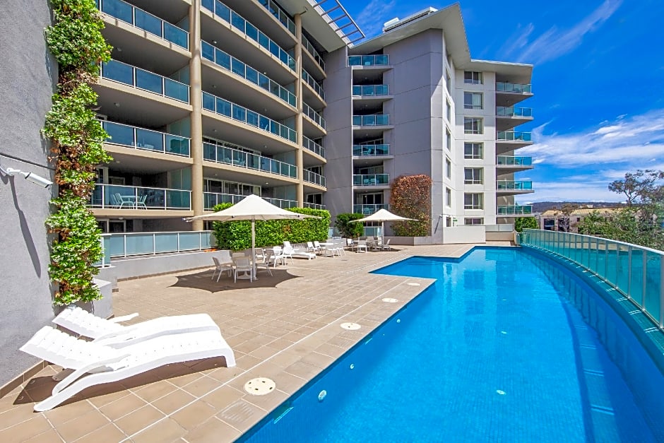 Pacific Suites Canberra