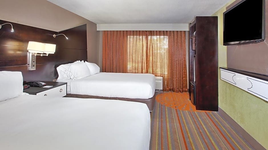 Holiday Inn Express Atlanta Nw - Galleria Area