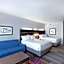 Holiday Inn Express and Suites Chanute By IHG