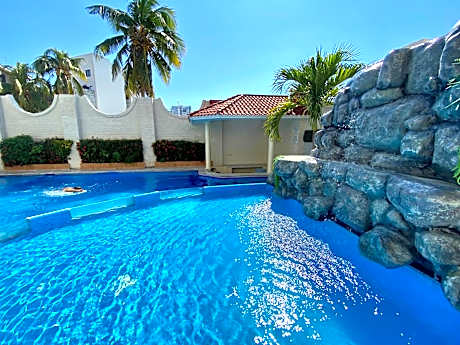 Hotel Playa de Oro - Enfrente de WTC y Plazas Comerciales