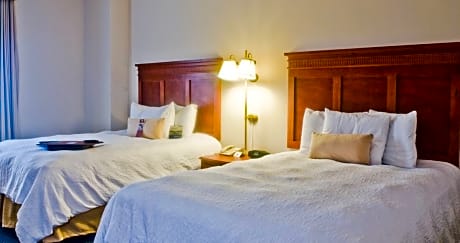 2 Queen Beds Accessible Room Nonsmoking