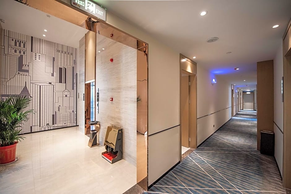 City Comfort Inn Ezhou Wuyue Plaza