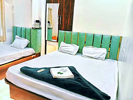 Hotel Aagman Palace - Near Mahakal Temple