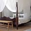 Ser Casasandra Boutique Hotel                                                                    