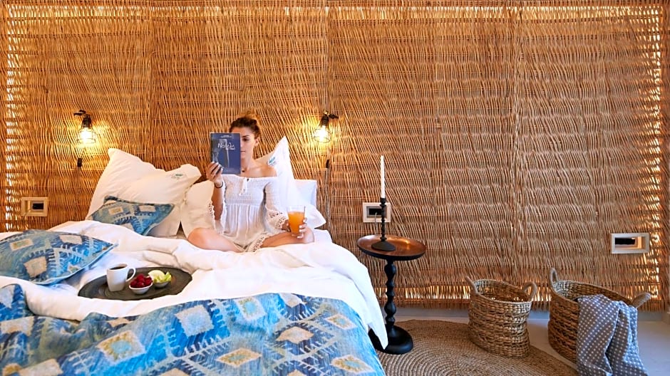 Almyriki Beach Villa