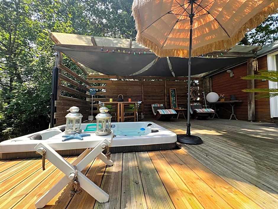 MAROSENIA TTIKI - Cabanes et Spa