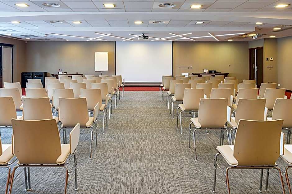 Holiday Inn Toulouse Airport By IHG