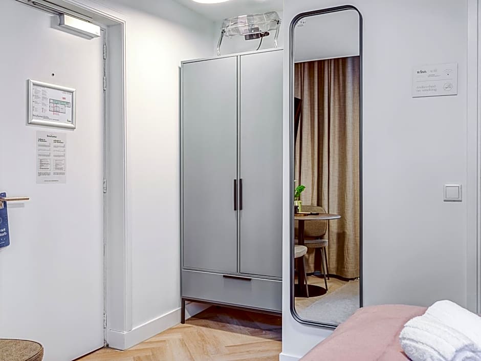 City Rooms Amsterdam Hemonystraat - Digital access