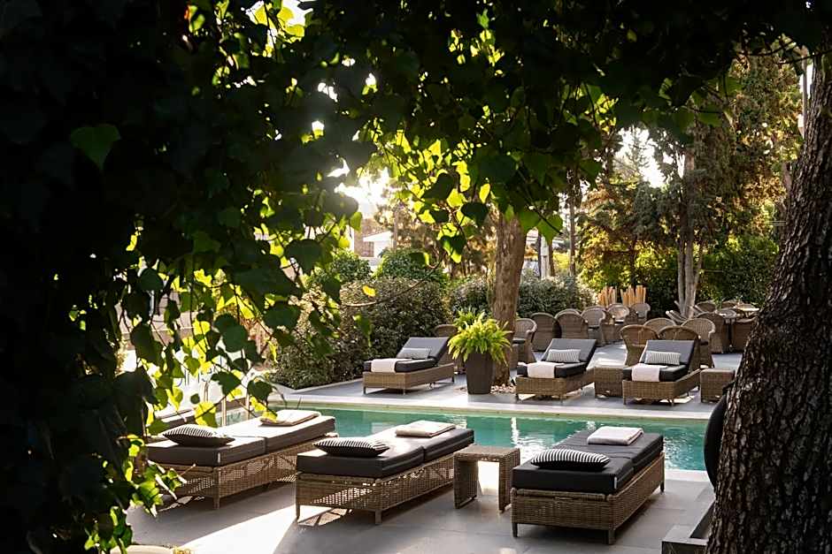 Athenian Riviera Hotel& Suites