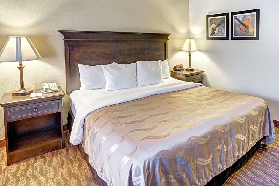 Quality Inn West