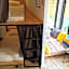 Hostel Numero Trece - Private Capsule Deds - Albergue Juvenil - FREE towels, coffee & tea, remote check-in