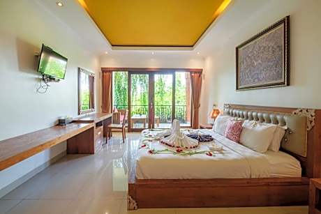 Deluxe Double Room with Balcony