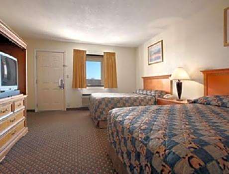Park Hill Inn and Suites