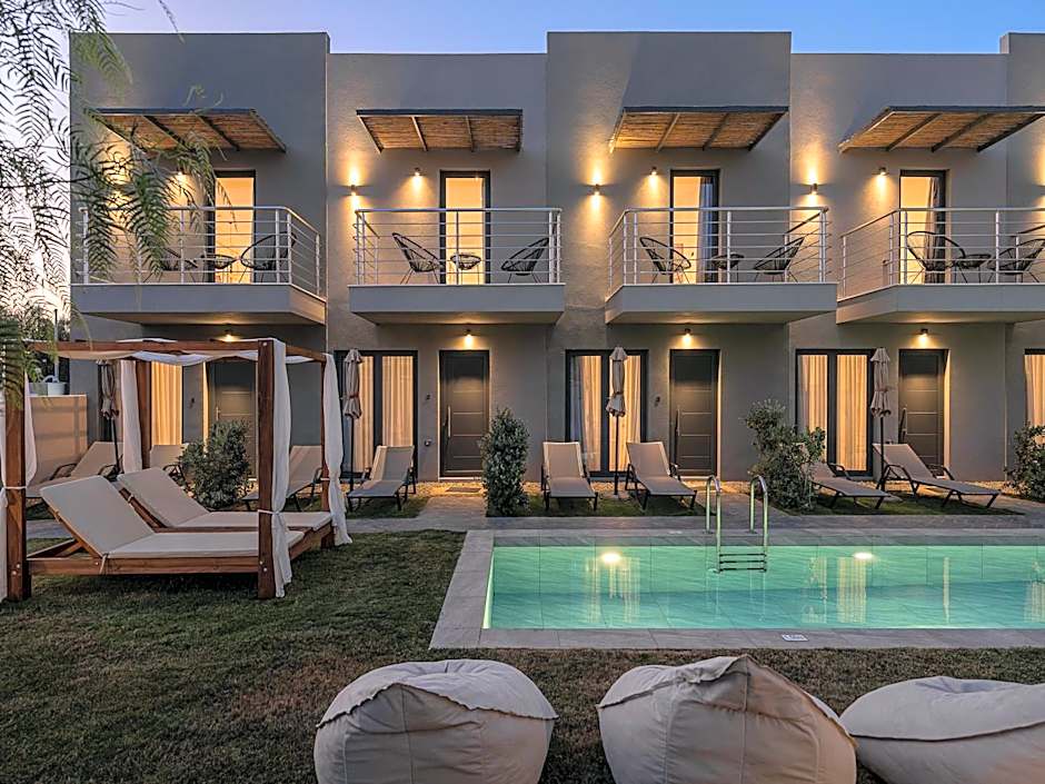 NEK Suites - Adults Only