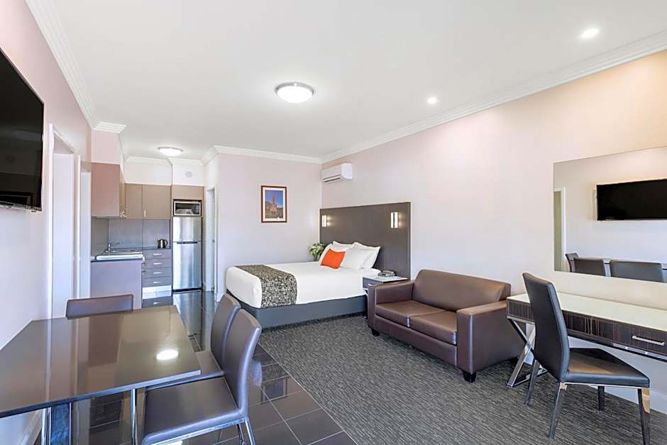 Mercure Goulburn