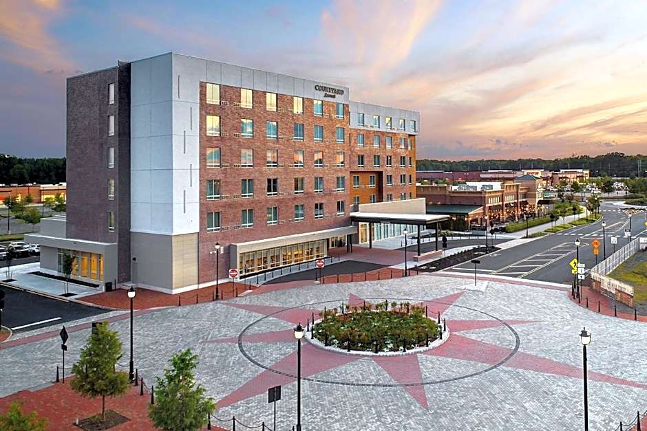 Courtyard by Marriott North Brunswick